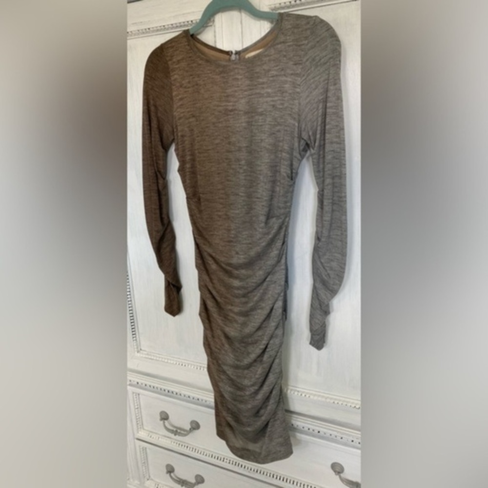 Artelier Nicole Miller Collection Ombré Dress Size 2 Very Flattering in Very GUC